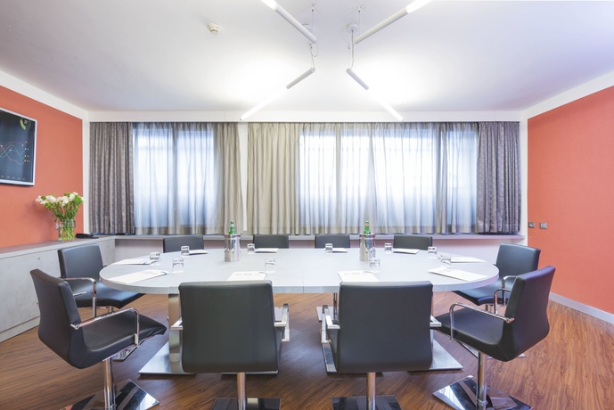 Imagen de los interiores del Hotel Atlantic, Milán. Foto 10