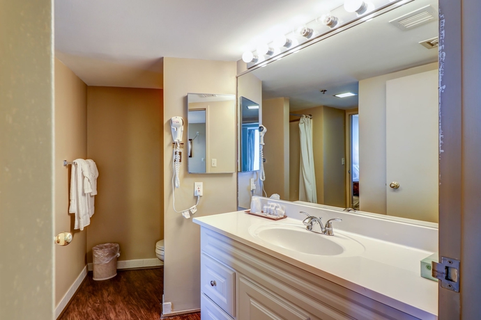 Imagen de la habitación del Hotel Atlantic Palace Suites. Foto 4