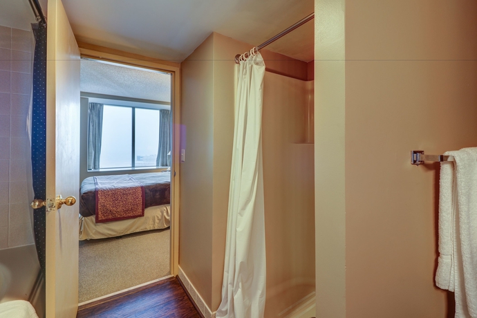 Imagen de la habitación del Hotel Atlantic Palace Suites. Foto 6