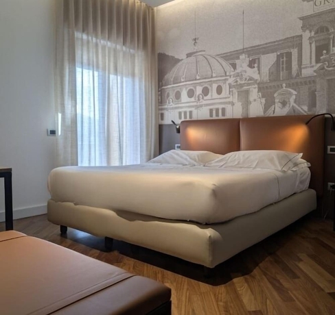 Imagen de la habitación del Hotel Atlantic Park. Foto 3