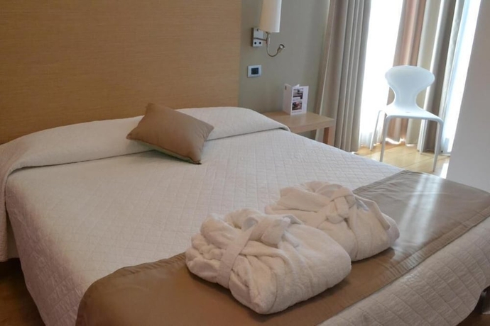 Imagen de la habitación del Hotel Atlantic Park. Foto 4
