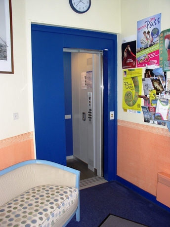 Imagen de los interiores del Hotel Atlantic Rennes Centre Gare. Foto 16