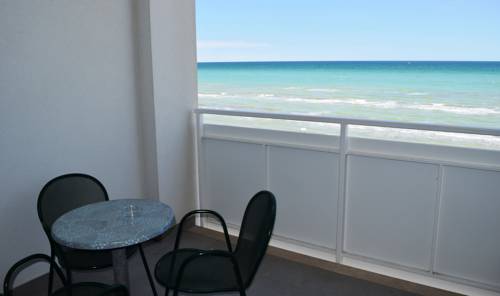 Imagen de la habitación del Hotel Atlantic, Senigallia. Foto 7