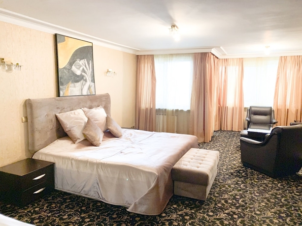 Imagen de la habitación del Hotel Atlantic, Sofia. Foto 5