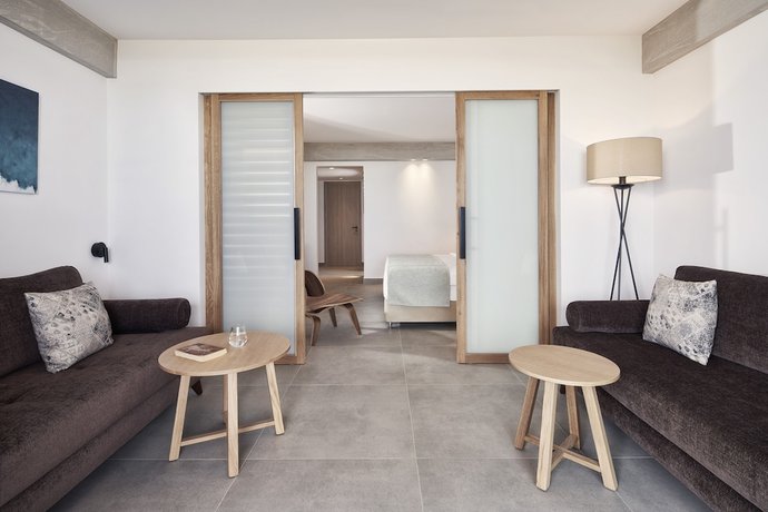 Imagen de la habitación del Hotel Atlantica Caldera Palace. Foto 13