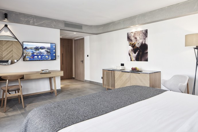 Imagen de la habitación del Hotel Atlantica Caldera Palace. Foto 17