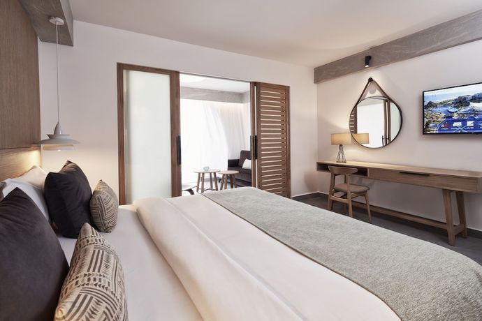 Imagen de la habitación del Hotel Atlantica Caldera Palace. Foto 19