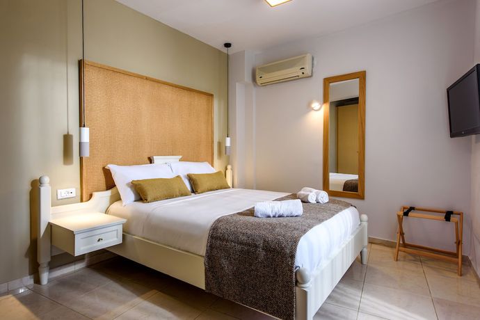 Imagen de la habitación del Hotel Atlantica Caldera Village. Foto 2