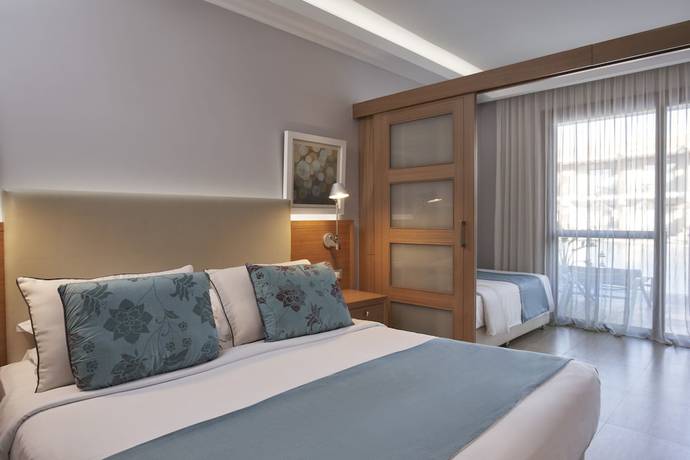 Imagen de la habitación del Hotel Atlantica Holiday Village Rhodes. Foto 6
