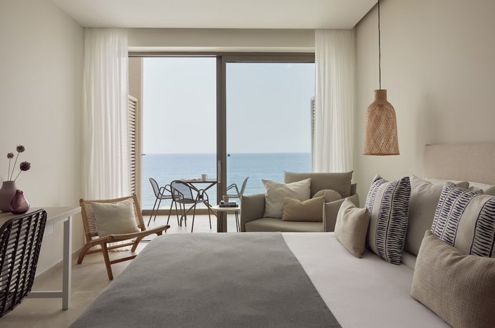 Imagen de la habitación del Hotel Atlantica Mare Village Paphos. Foto 15