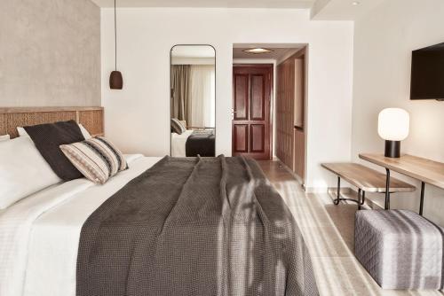 Imagen de la habitación del Hotel Atlantica Marmari Palace, TROULOS. Foto 12