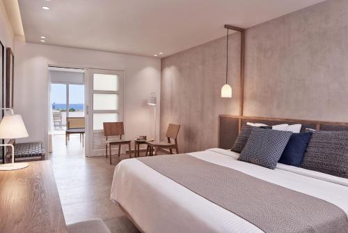 Imagen de la habitación del Hotel Atlantica Marmari Palace, TROULOS. Foto 18