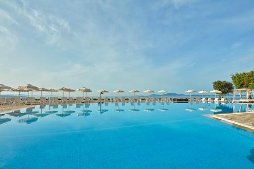 Imagen general del Hotel Atlantica Nissaki Beach - Adults Only. Foto 1