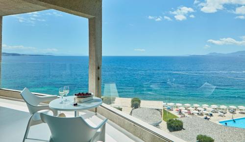 Imagen general del Hotel Atlantica Nissaki Beach - Adults Only. Foto 12