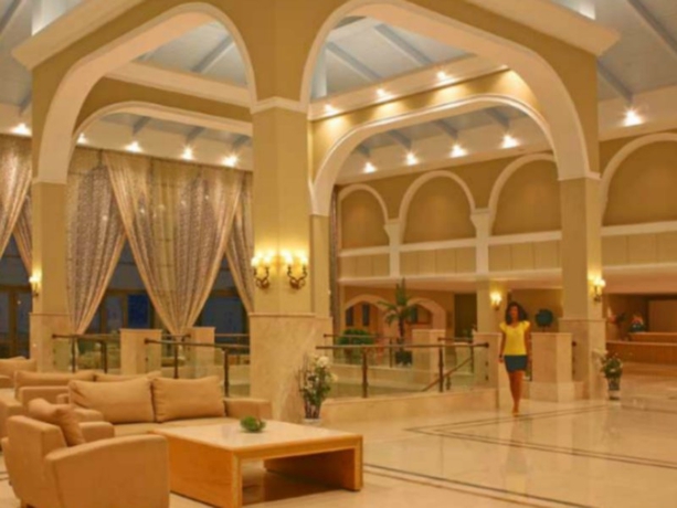Imagen general del Hotel Atlantica Portobello Royal. Foto 2