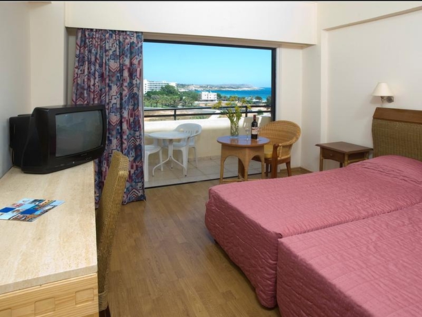 Imagen general del Hotel Atlantica Sancta Napa. Foto 2