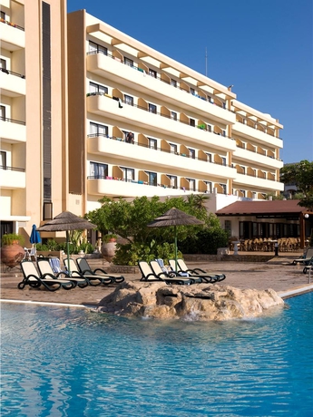 Imagen general del Hotel Atlantica Sancta Napa. Foto 6