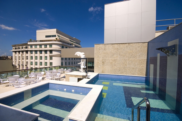 Imagen de la piscina del Hotel Atlantico Business Centro. Foto 9