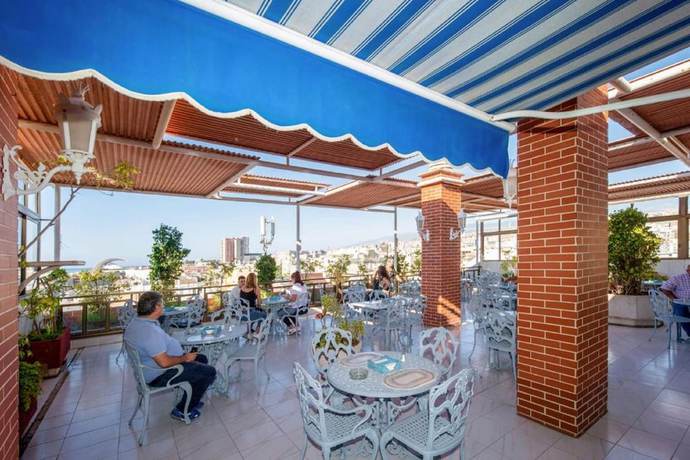 Imagen de los exteriores del Hotel Atlantico Centro. Foto 14