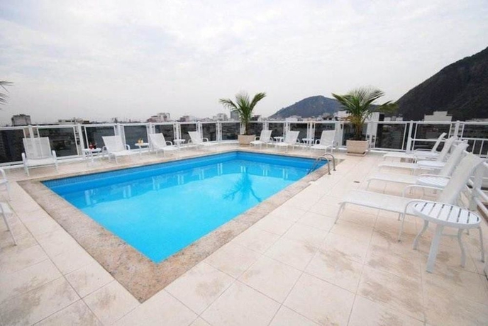 Imagen de la piscina del Hotel Atlantico Copacabana. Foto 10