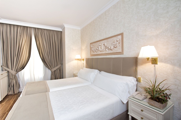 Imagen de la habitación del Hotel Atlantico Madrid. Foto 7