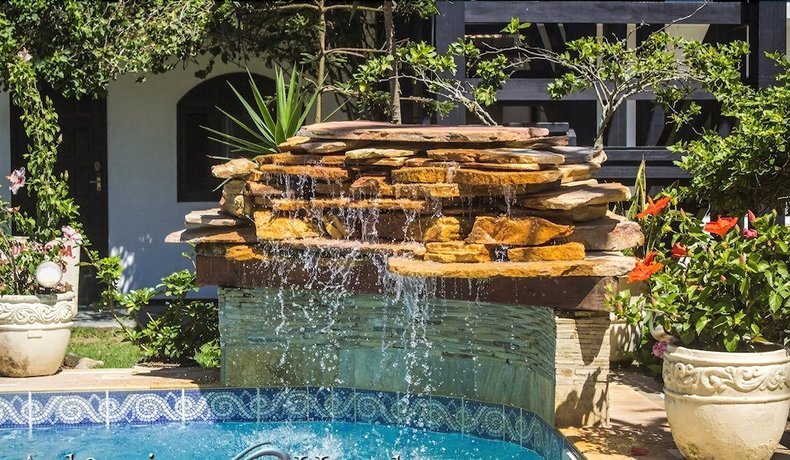 Imagen de la piscina del Hotel Atlantico, R&iacute;o das Ostras. Foto 16