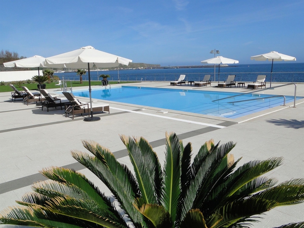 Imagen de la piscina del Hotel Atlantida Mar. Foto 13