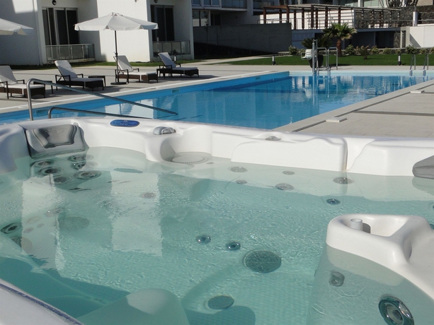 Imagen de la piscina del Hotel Atlantida Mar. Foto 14