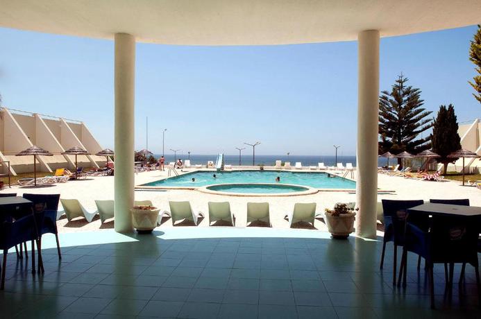 Imagen de la piscina del Hotel Atlantida Sol. Foto 17