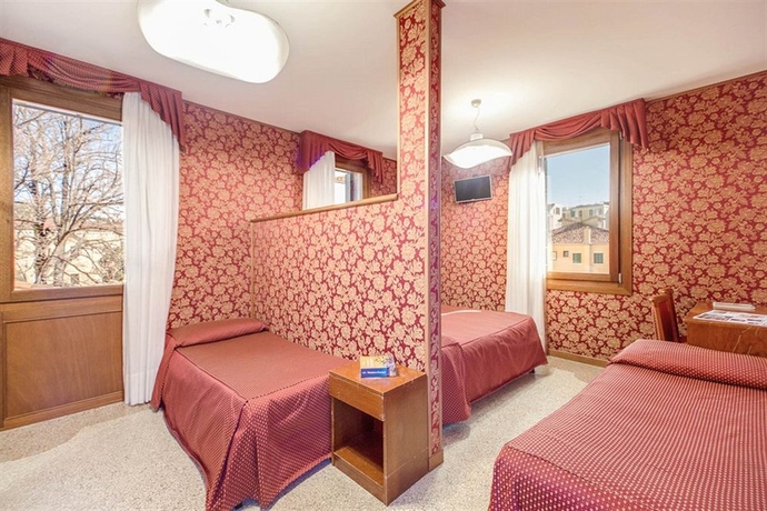 Imagen de la habitación del Hotel Atlantide, Venecia. Foto 2