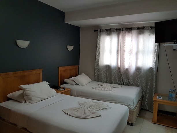 Imagen de la habitación del Hotel Atlantis 2. Foto 2