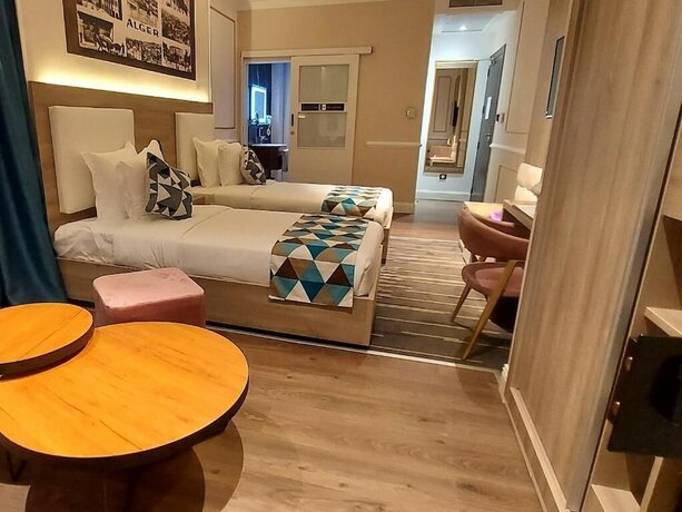 Imagen de la habitación del Hotel Atlantis Air De France. Foto 19