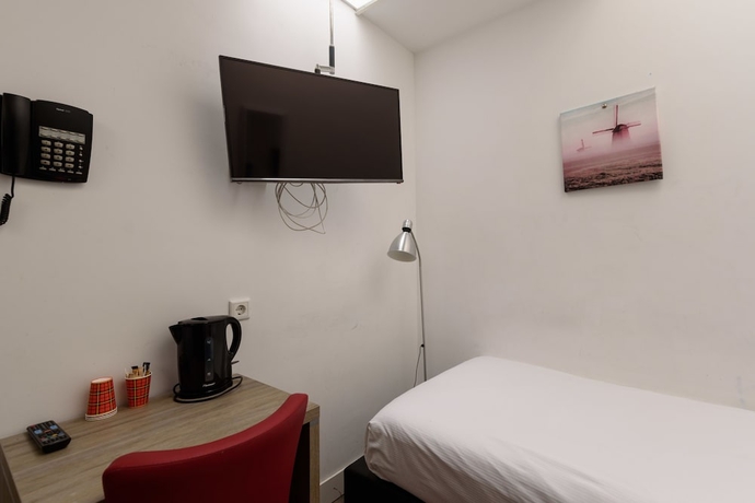 Imagen de la habitación del Hotel Atlantis Amsterdam. Foto 16