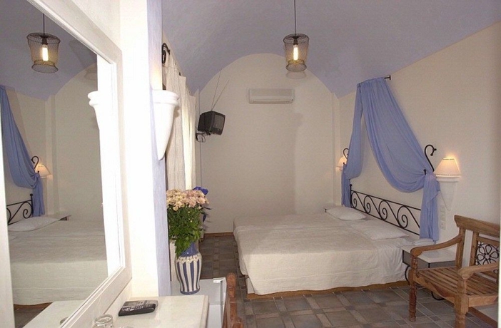 Imagen de la habitación del Hotel Atlantis Beach Villa. Foto 2