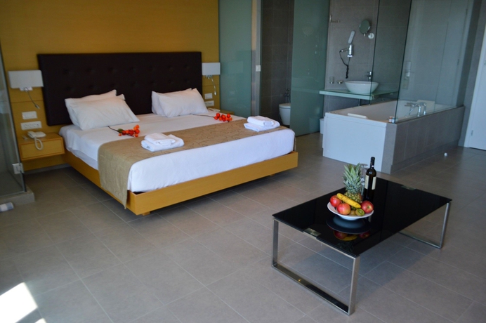 Imagen de la habitación del Hotel Atlantis City. Foto 8
