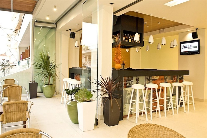 Imagen del bar/restaurante del Hotel Atlantis City. Foto 6