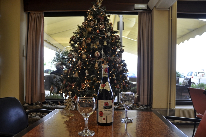 Imagen del bar/restaurante del Hotel Atlantis, Corfu. Foto 2