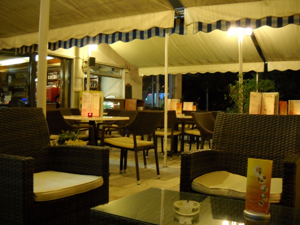 Imagen del bar/restaurante del Hotel Atlantis, Corfu. Foto 7