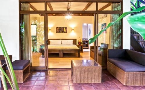 Imagen de la habitación del Hotel Atlantis Dive Resort Dumaguete. Foto 8
