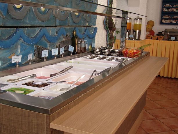 Imagen del bar/restaurante del Hotel Atlantis, Kárpatos. Foto 3