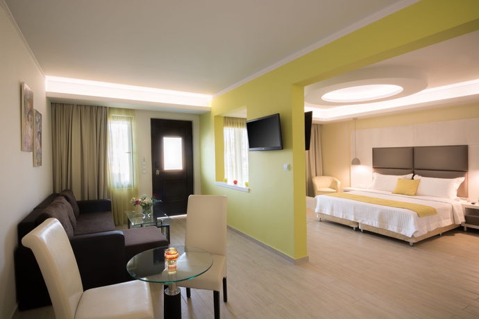 Imagen de los interiores del Hotel Atlantis, Lambi. Foto 16