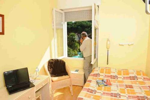 Imagen de la habitación del Hotel Atlantis Mimizan Les Landes. Foto 3