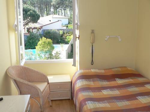 Imagen de la habitación del Hotel Atlantis Mimizan Les Landes. Foto 11