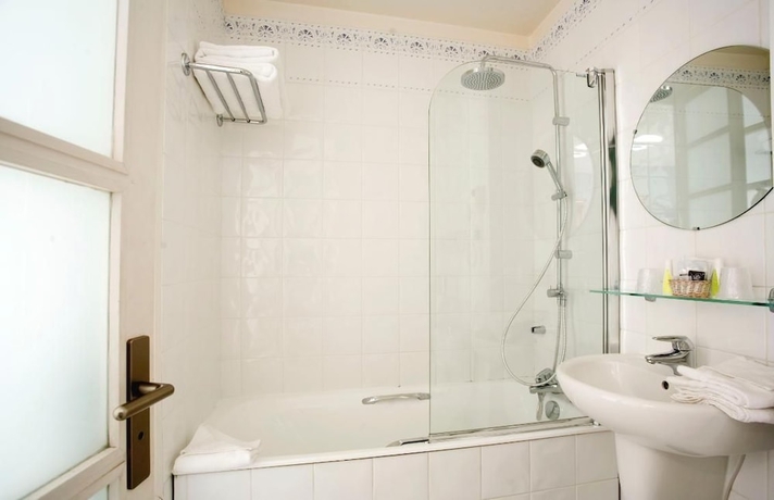 Imagen de la habitación del Hotel Atlantis Saint Germain Des Prés. Foto 17