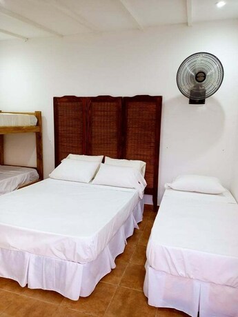 Imagen de la habitación del Hotel Atlantis, San Bernardo. Foto 18