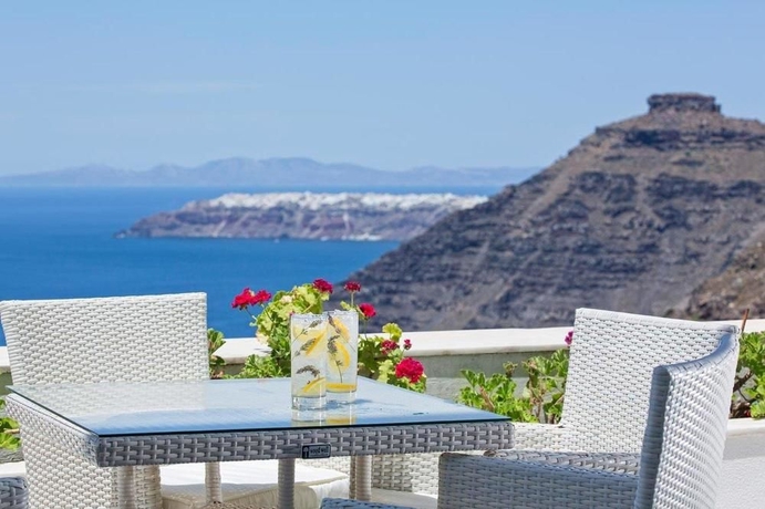 Imagen del bar/restaurante del Hotel Atlantis, Santorini. Foto 3