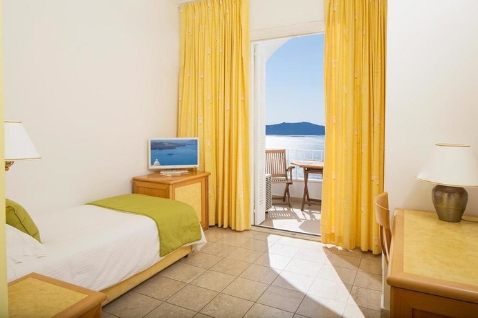 Imagen de la habitación del Hotel Atlantis, Santorini. Foto 9