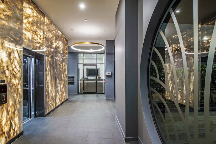 Imagen de los interiores del Hotel Atlas Apartments By Cllix. Foto 19