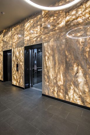 Imagen de los interiores del Hotel Atlas Apartments By Cllix. Foto 20