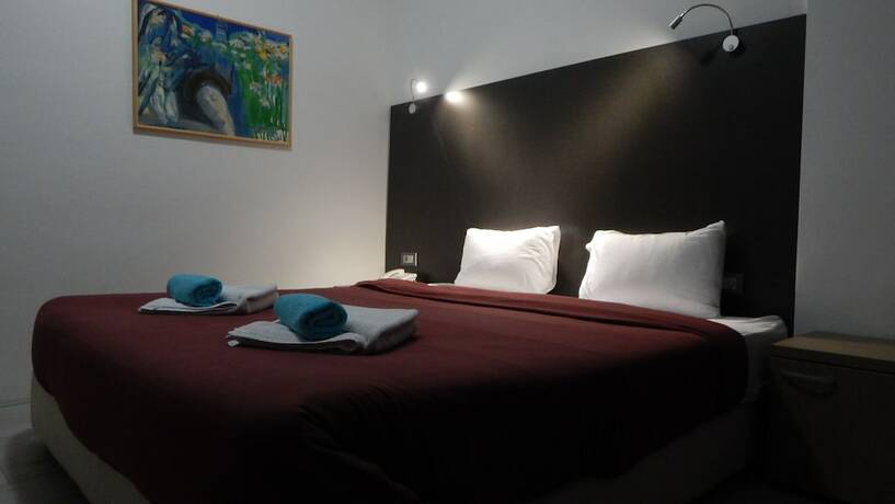 Imagen de la habitación del Hotel Atlas City Center. Foto 17